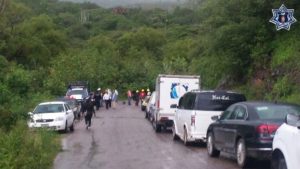 Se registran daños en algunos tramos carreteros de la entidad.