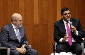 Rodríguez Mondragón y Héctor Fix Fierro, intercambiaron reflexiones y puntos de vista.