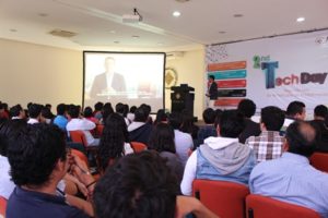 "En el ciberespacio lo que se acepta de manera gratuita tiene un riesgo”, puntualizó Emilio Borbolla de la empresa Fortinet.