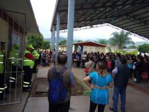 Evalúan afectaciones por sismo en centros educativos de Santa Cruz Xoxocotlán.