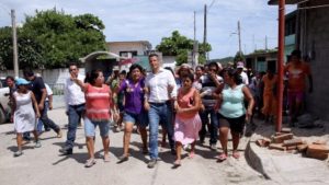 La ayuda solo puede ser canalizada y distribuida por la vía institucional, a través de las Fuerzas Armadas y la Policía Federal.