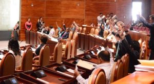 Fracción Parlamentaria de Morena declara “Persona no grata en Oaxaca” a EPN.