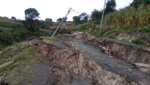 Con plantas potabilizadoras suministran gratuitamente el líquido a la población.