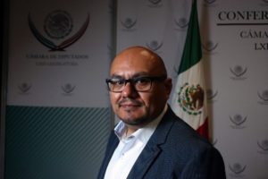 Investigador político y economista