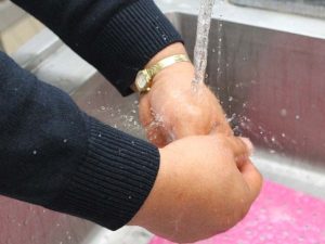 Recomiendan lavado de manos