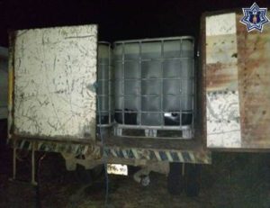 Lo transportaban en tres vehículos