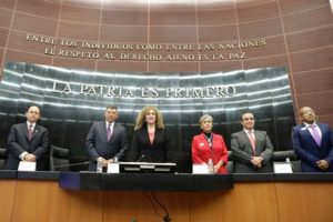 En el Senado se encuentra en proceso de estudio y evaluación una iniciativa de reforma a la Ley de Salud.