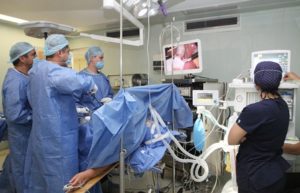 El objetivo es beneficiar a los derechohabientes con este procedimiento de mínima invasión.