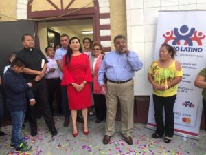 En este marco, se propició además un encuentro familiar con migrantes y sus familias.