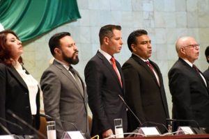 El PAN opina que los funcionarios están más interesados en el proceso electoral de 2018 y el PT pondera la reacción oportuna del gobernador ante los sismos.