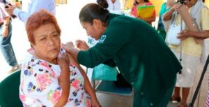 También, deben recibir adultos mayores de 60 años y personas con factores de riesgo.