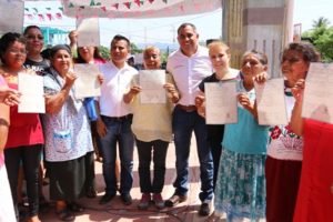 A partir del 15 de diciembre establecerán módulos de expedición en puntos importantes de arribo de migrantes oaxaqueños.