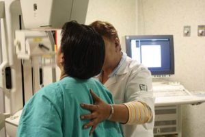 Exhorta IMSS a mujeres