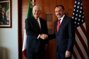 Ambos secretarios intercambiaron puntos de vista sobre temas regionales.