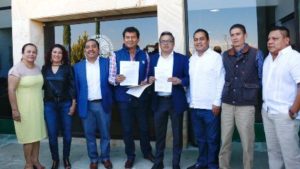 Fracciones parlamentarias del PAN y PRD