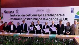 Plantea 17 objetivos y 170 metas de carácter integral e indivisible.
