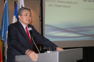 Demandó dar la cara al fenómeno migratorio, asumir el compromiso y responsabilidad como ombudsperson.