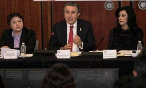 Hizo un llamado a los poderes Legislativo y Ejecutivo para revisar leyes y reglamentos en la materia.