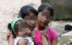 Niñas pobres e indígenas