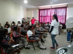 Benefician a cerca de 60 jóvenes con talleres y conferencias.