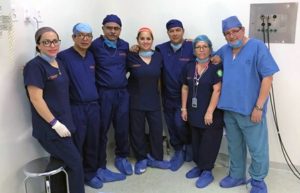 Utilizan técnica denominada Nefrectomía Laparoscópica con Mano Asistida.