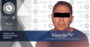 Durante la captura de Eduardo “N”, también fueron detenidas tres personas más.