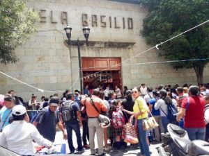 Garantizar su derecho a la educación