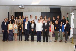 “Economía de Turismo y del Transporte: Turistas como consumidores, visitantes y extranjeros”.