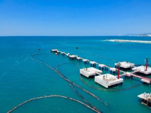 El Buque Tanque se encontraba listo para carga en el amarradero 9-Este de la Terminal Marítima de Pemex.