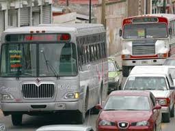 Caos por paro de transporte urbano