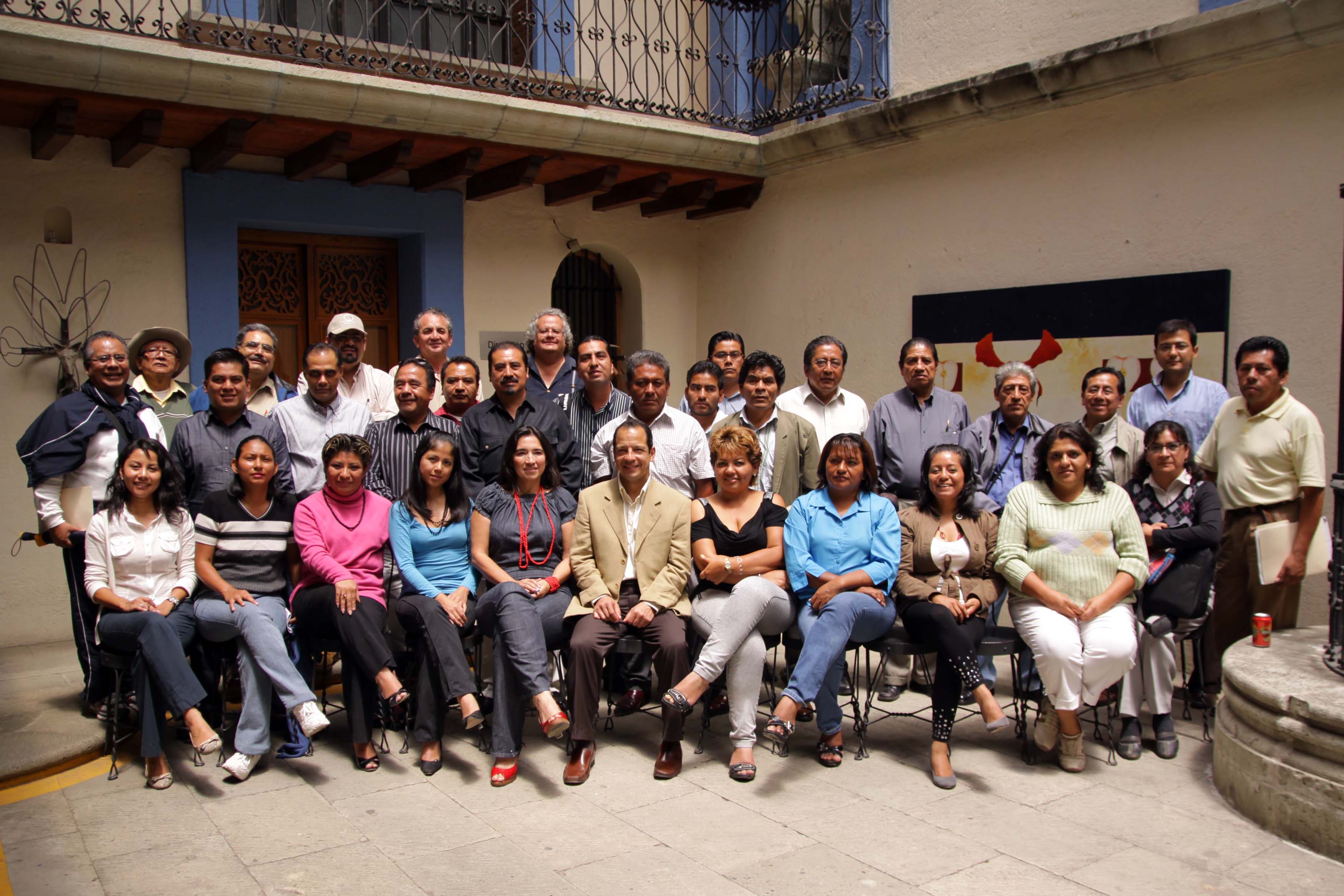 Concluye foro “Libertad de expresión y ejercicio periodístico”; ausente Gabino Cué, promotor del evento