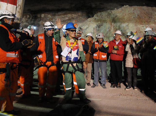 Rescataron en la madrugada al minero boliviano