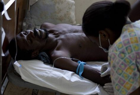 Cólera en Haití podría afectar a más de 100 mil personas
