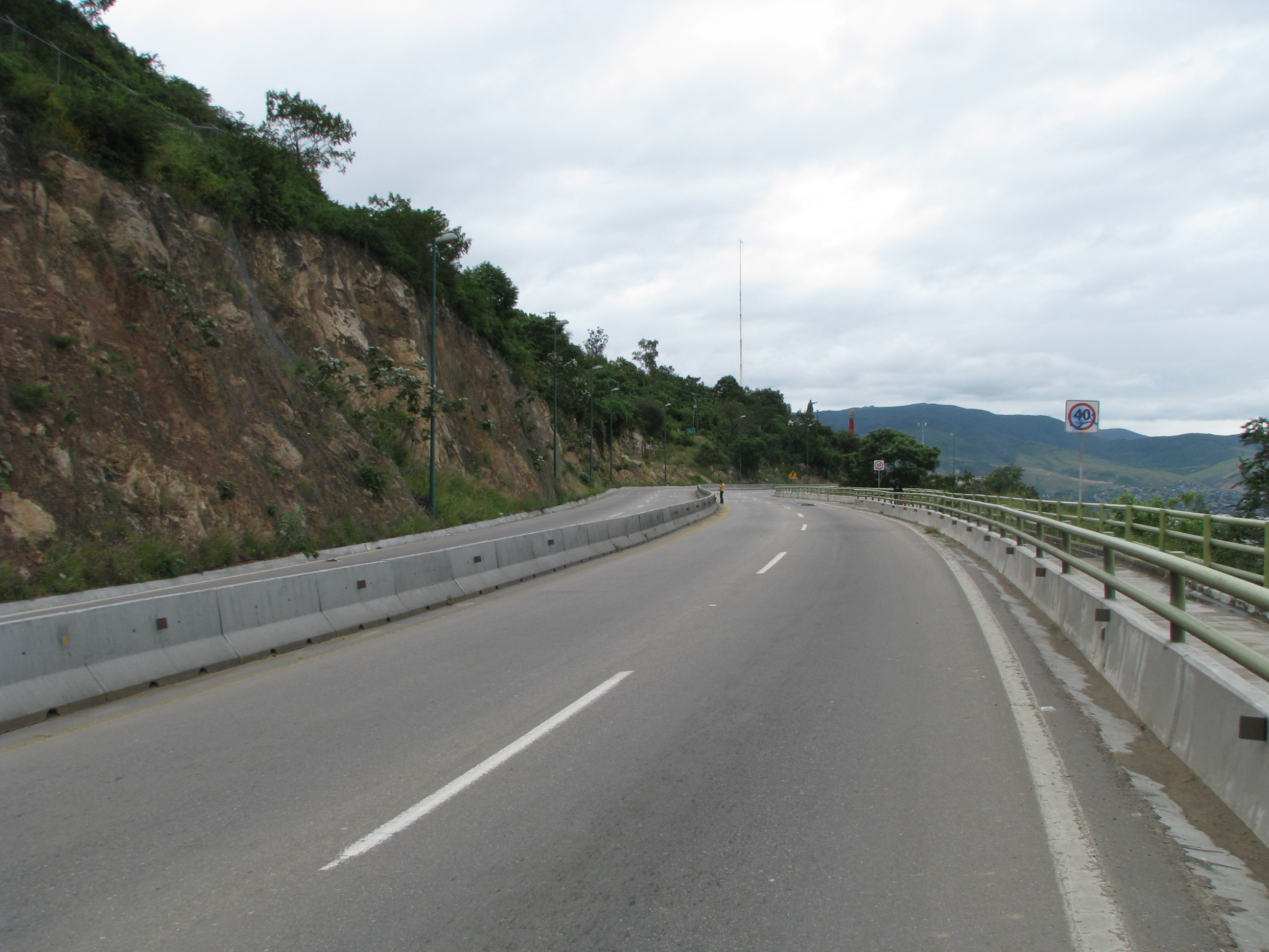 Costaría reparación de carreteras y puentes 600 mdp, en Oaxaca