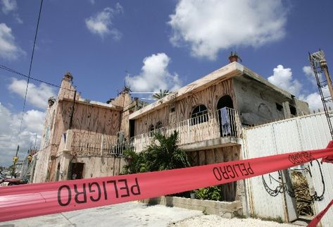 Cinco muertos por explosión en hotel de Cancún