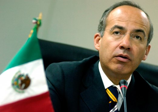 Pide Calderón a diputados privilegiar a México y no a partidos, con Ley de Egresos