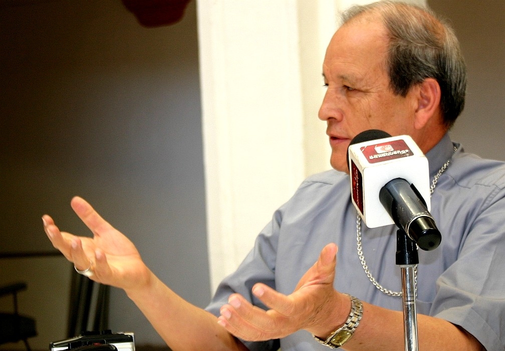 Pide Iglesia a sociedad colaborar con Gabino Cué