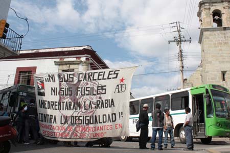 Sindicalistas y ambulantes sitian la capital
