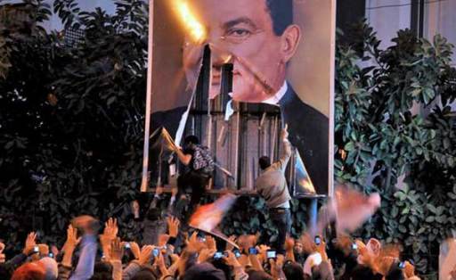 La prensa egipcia cambia radicalmente, tras derrocamiento de Mubarak
