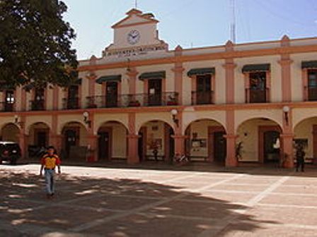 Municipio conurbado a la capital