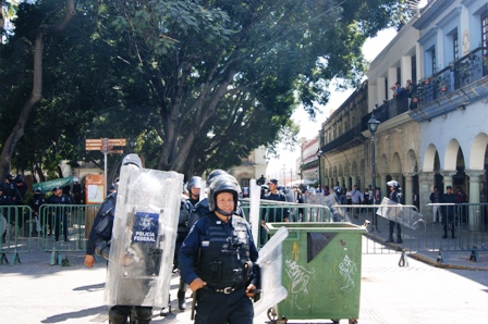 Tensión en el Centro Histórico de Oaxaca por conflicto postelectoral