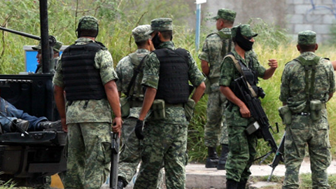 Decomisan arsenal en construcción abandonada en Matamoros, Tamaulipas