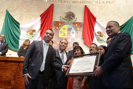 Conmemora legislatura de Oaxaca,30 años del INEA
