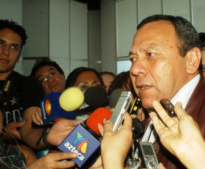 Calderón no debe ir a Michoacán antes de la elección; si es hombre de palabra que cumpla: PRD