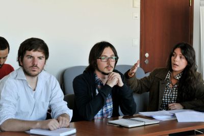 Estudiantes chilenos rechazan propuestas de Gobierno y oposición por precarias