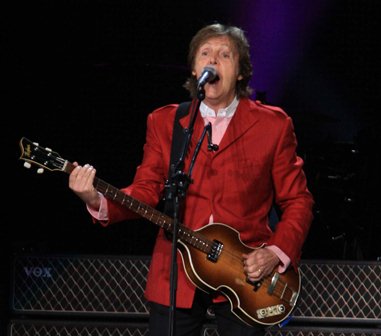 Paul McCartney rompe récord en el zócalo capitalino