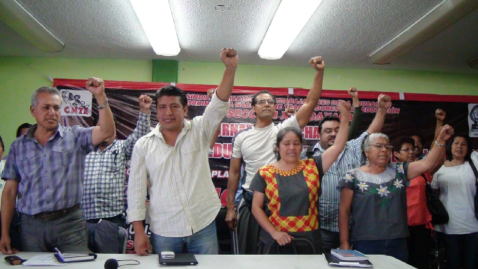 Sin clases más de un millón de educandos en Oaxaca por paro sindical