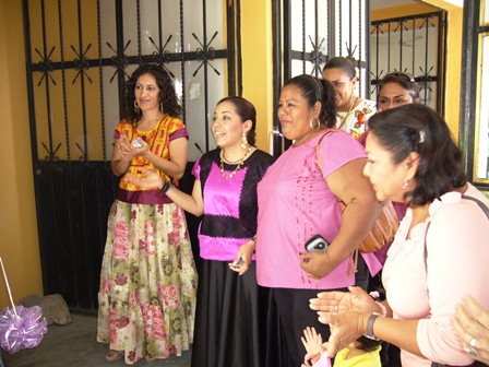 Diputada Aleida Serrano inaugura taller en apoyo a mujeres de Ciudad Ixtepec