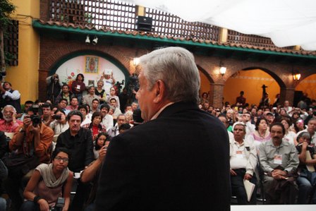 Morena será partido político, acuerda Congreso de Coyoacán