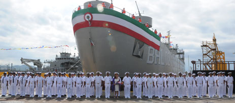 Bota Marina Armada de México buque “Libertador”, en el puerto de Salina Cruz